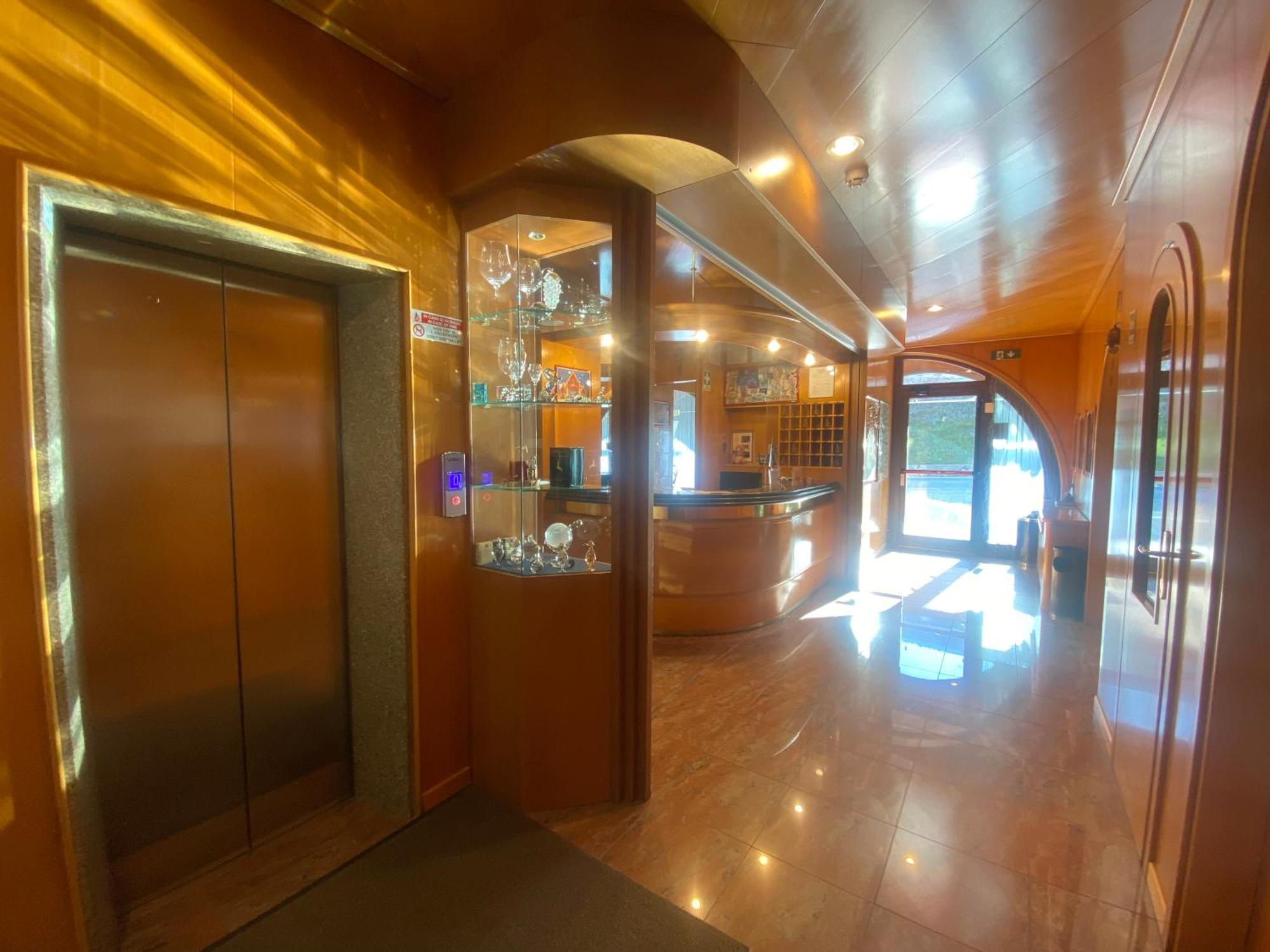 Hotel International